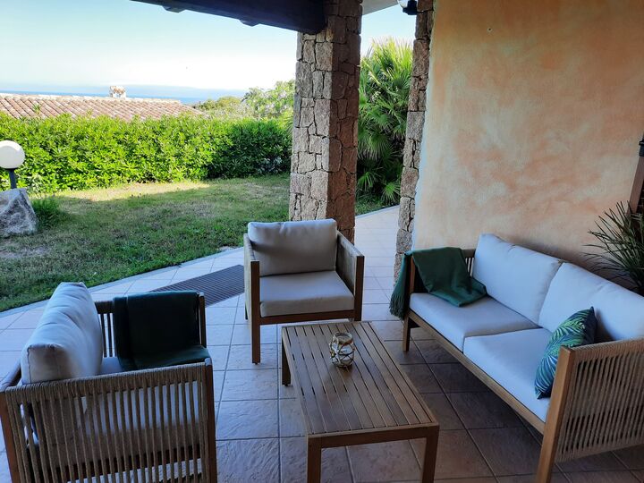 Terrasse mit Garten